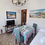 Comfort And Unparalleled View דירה