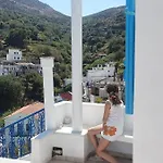 Comfort And Unparalleled View * Koronos